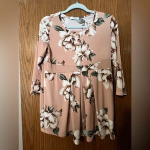 Floral maternity top